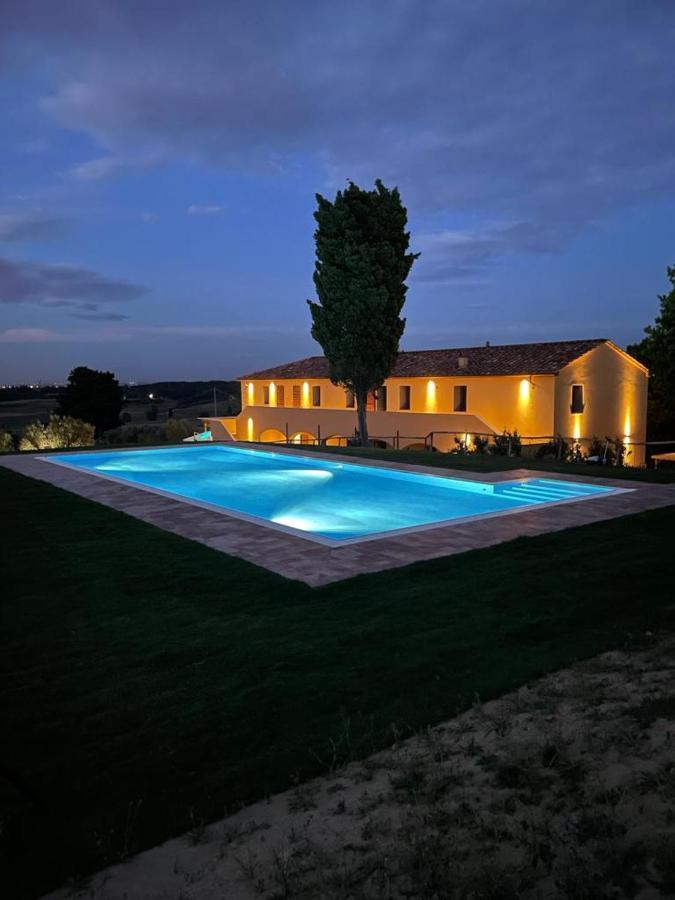 Agriturismo Cheloni Guasticce Екстериор снимка